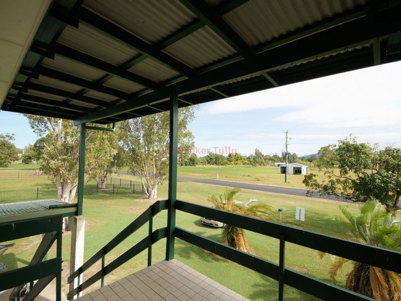 2/9 Vipiana Drive, Tully Heads QLD 4854