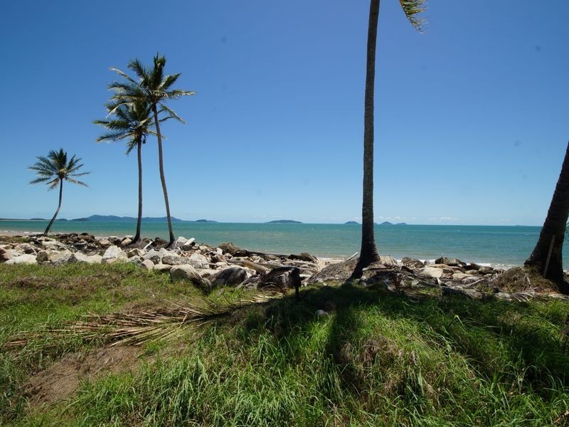 Tully Heads QLD 4854