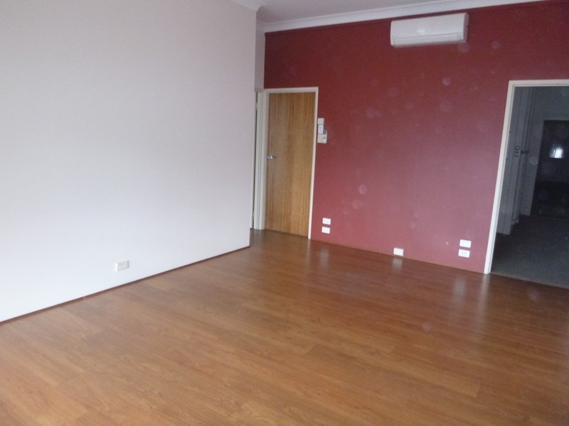 11 Watkins Street, Tully QLD 4854