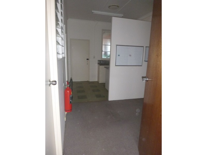 11 Watkins Street, Tully QLD 4854