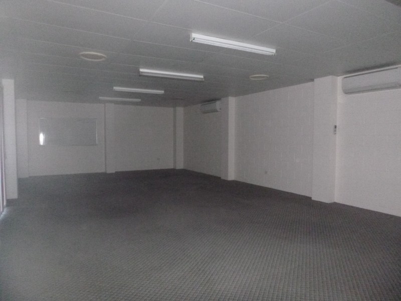 11 Watkins Street, Tully QLD 4854