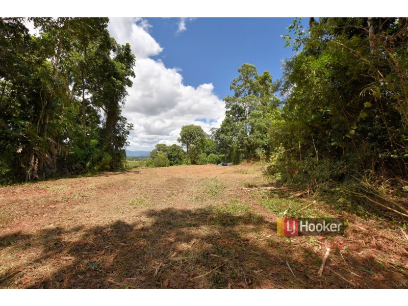 L8 Maple Terrace, Tully QLD 4854