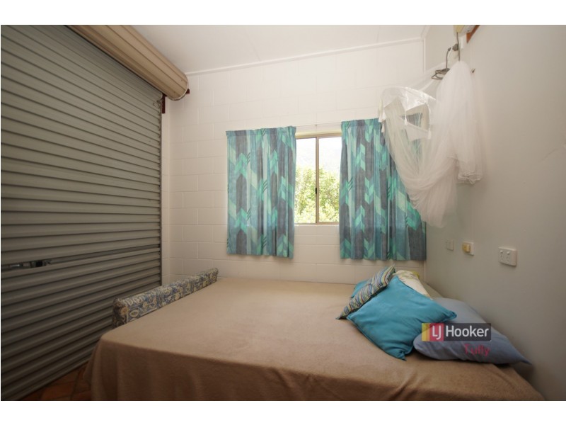 56 Bamber Street, Tully QLD 4854