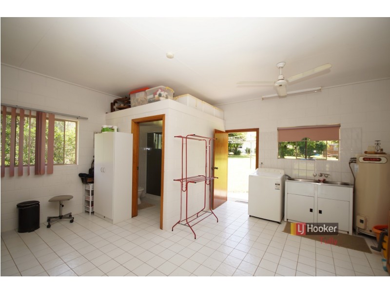 56 Bamber Street, Tully QLD 4854