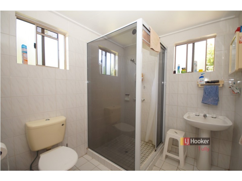 56 Bamber Street, Tully QLD 4854