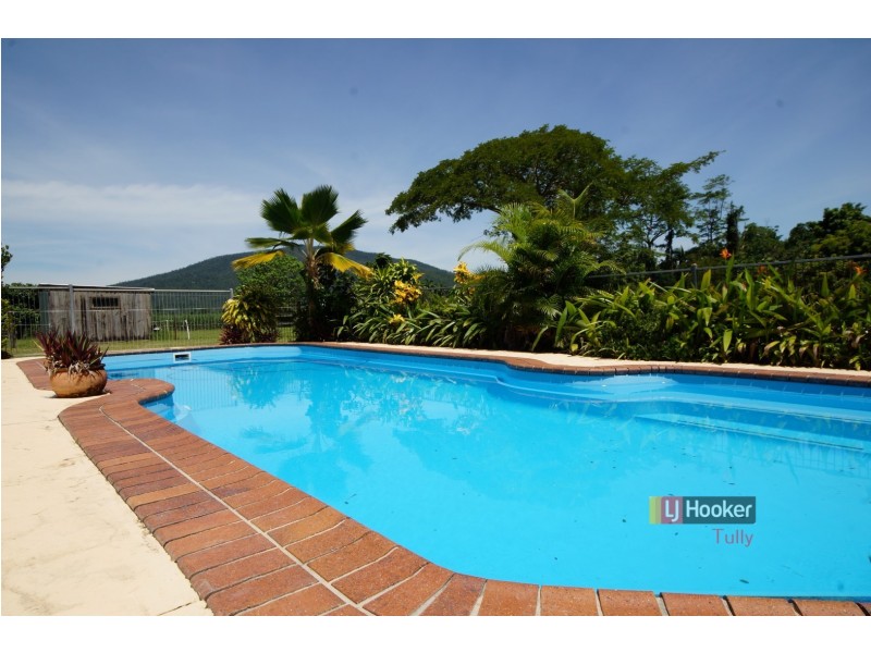 56 Bamber Street, Tully QLD 4854