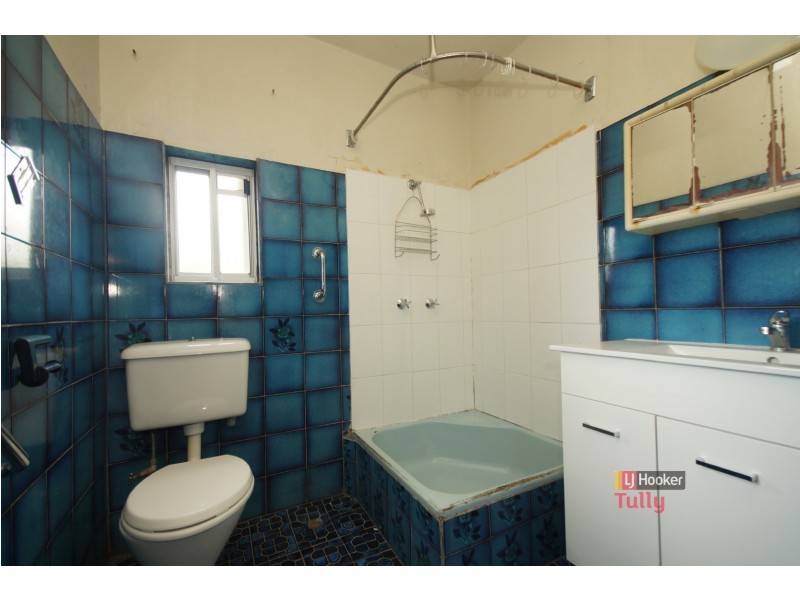 1-2/95 Bryant Street, Tully QLD 4854