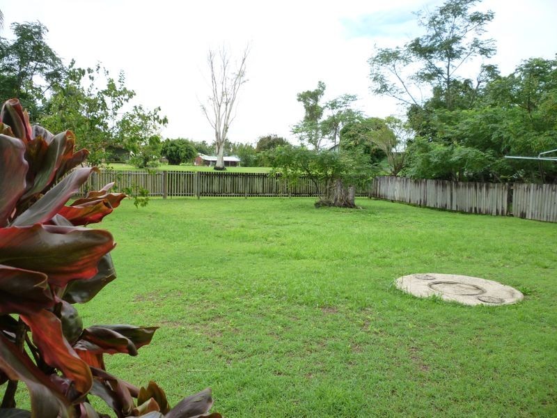 Unit 1/6 Melaleuca Drive, Tully Heads QLD 4854