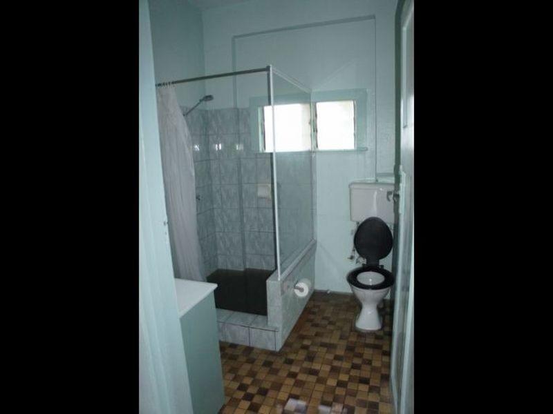 2/9 Thurles, Tully QLD 4854