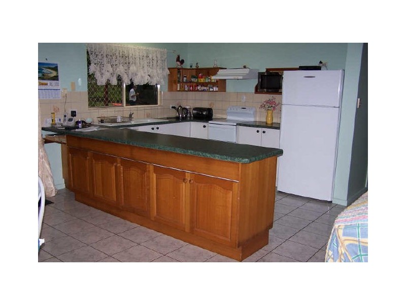 26 Dinan Cl, Bulgun QLD 4854