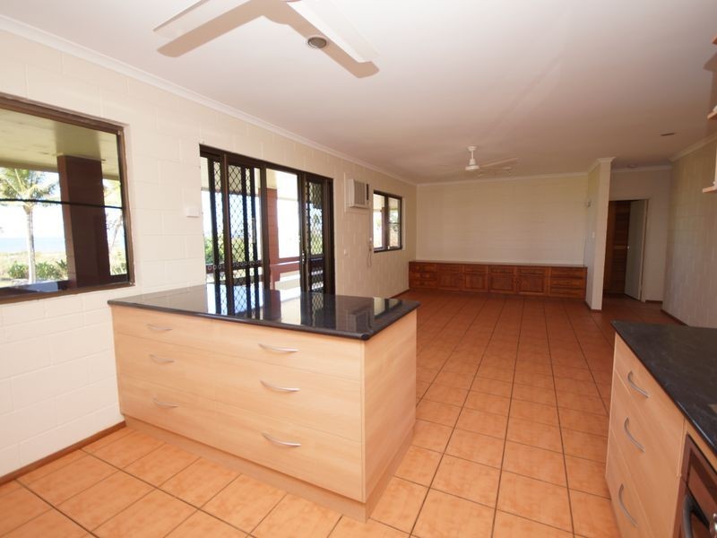 Tully Heads QLD 4854