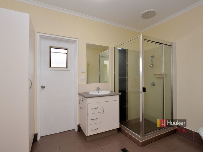 Unit 2/11 McQuillen St, Tully QLD 4854