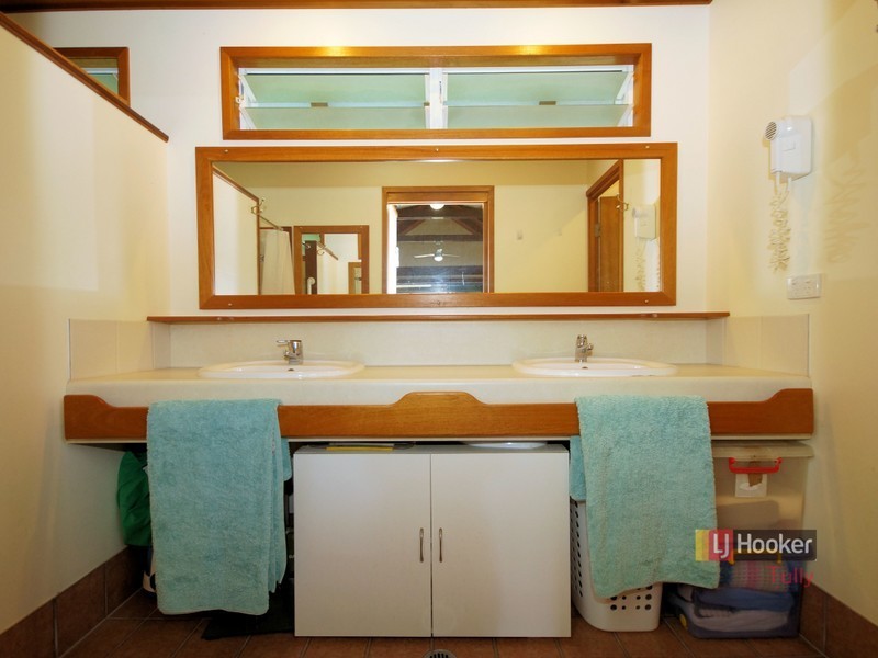 90 Tully Heads Road, Tully Heads QLD 4854