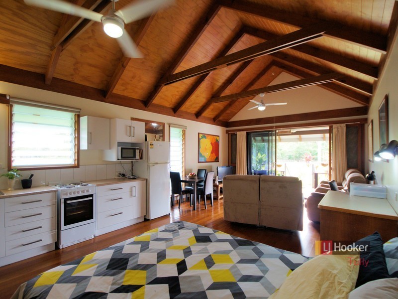 90 Tully Heads Road, Tully Heads QLD 4854