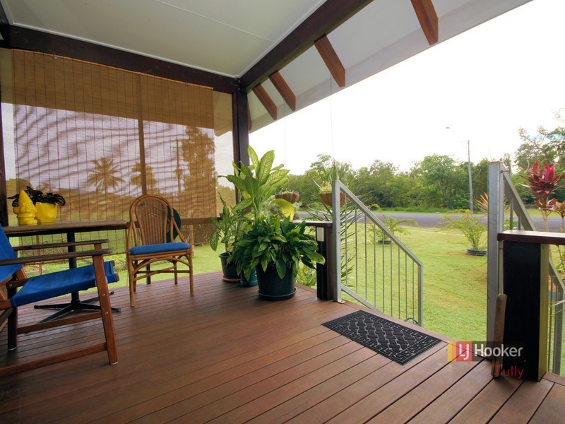 90 Tully Heads Road, Tully Heads QLD 4854