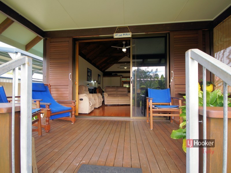 90 Tully Heads Road, Tully Heads QLD 4854