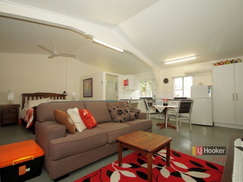 90 Tully Heads Road, Tully Heads QLD 4854