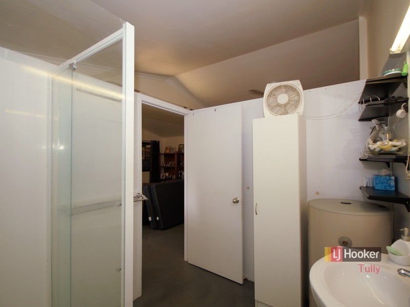 90 Tully Heads Road, Tully Heads QLD 4854