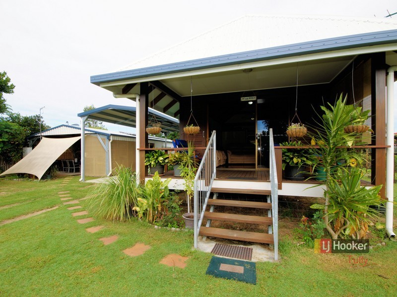 90 Tully Heads Road, Tully Heads QLD 4854