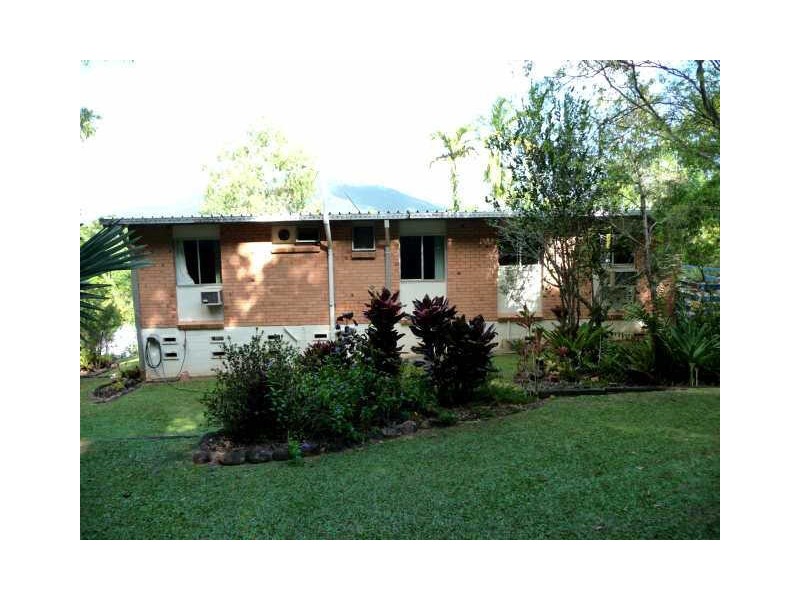 65 Theodore Street, Tully QLD 4854