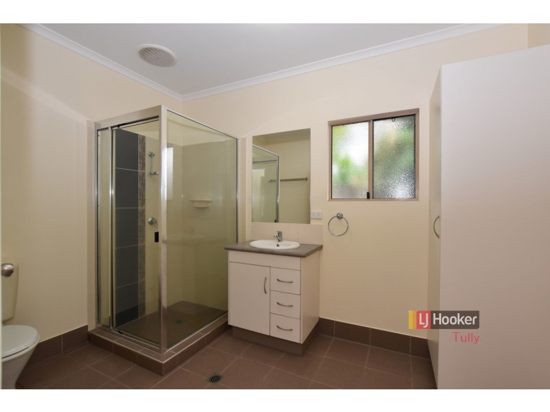 1/11 McQuillen Street, Tully QLD 4854