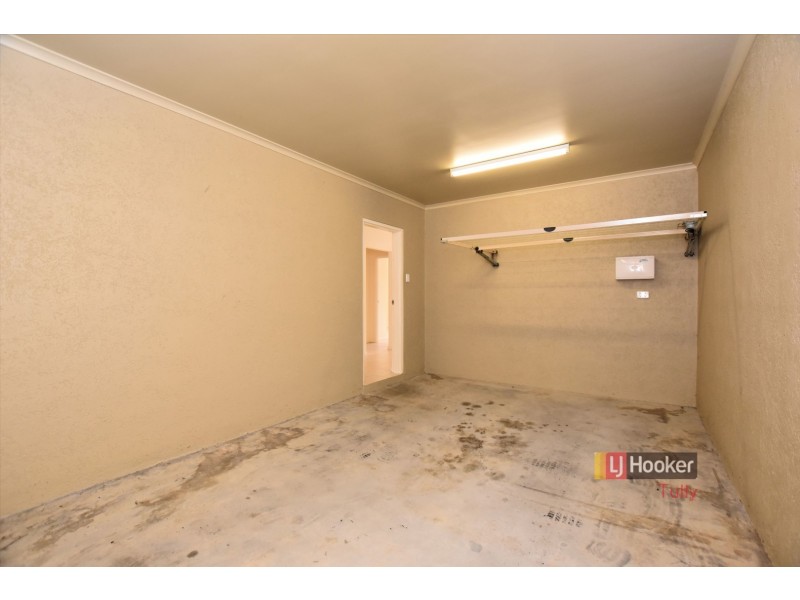 1/11 McQuillen Street, Tully QLD 4854