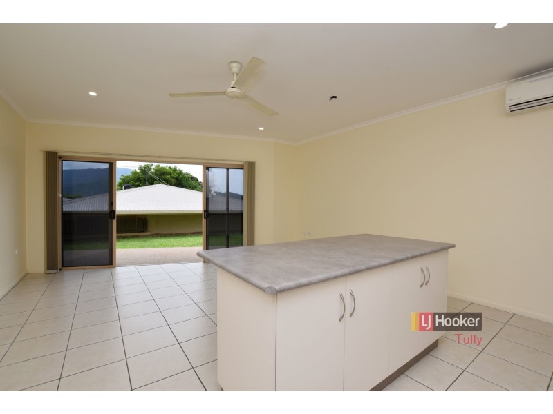 2/11 McQuillen Street, Tully QLD 4854