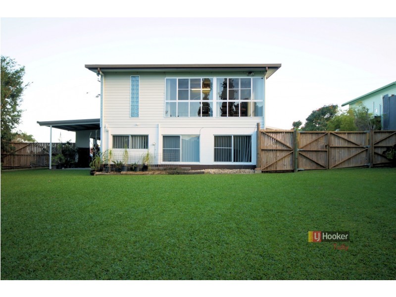 26 Thurles Street, Tully QLD 4854
