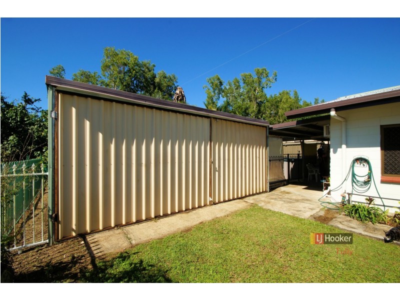 32 Melaleuca Drive, Tully Heads QLD 4854