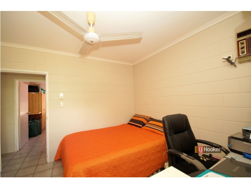 32 Melaleuca Drive, Tully Heads QLD 4854