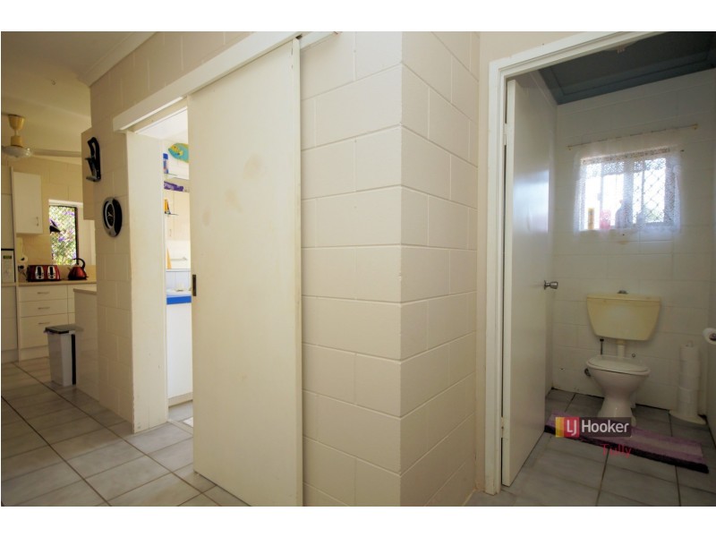 32 Melaleuca Drive, Tully Heads QLD 4854