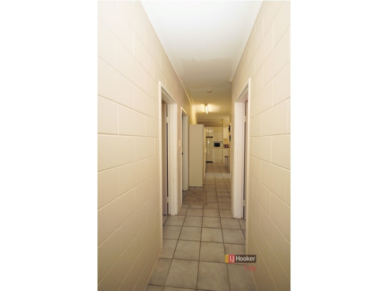 32 Melaleuca Drive, Tully Heads QLD 4854