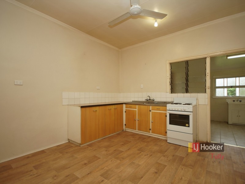 13 Thurles Street, Tully QLD 4854