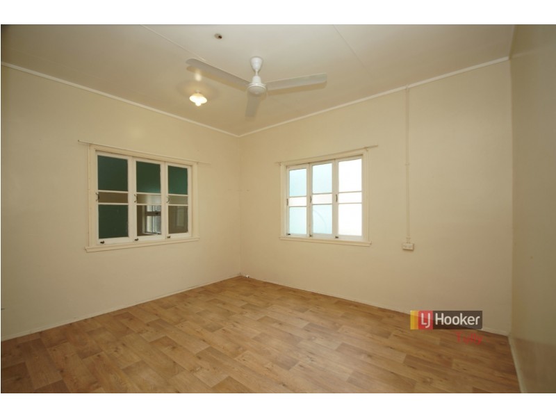 13 Thurles Street, Tully QLD 4854