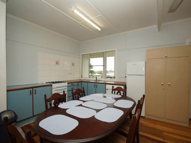 8 Cairns Street, Tully QLD 4854