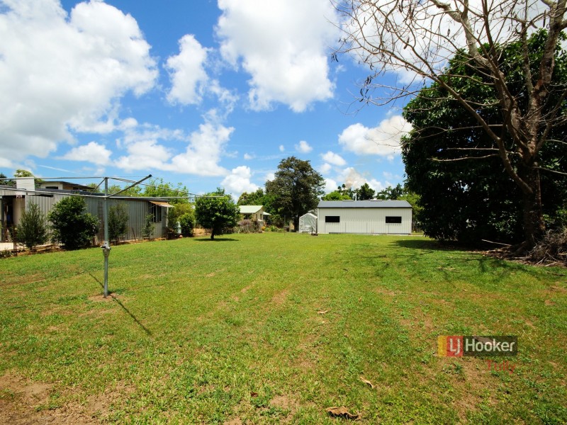 1 Trower Street, Tully QLD 4854
