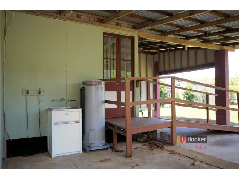 1 Trower Street, Tully QLD 4854