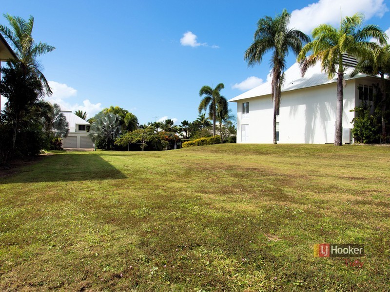 18 Poinciana Boulevard, Cardwell QLD 4849