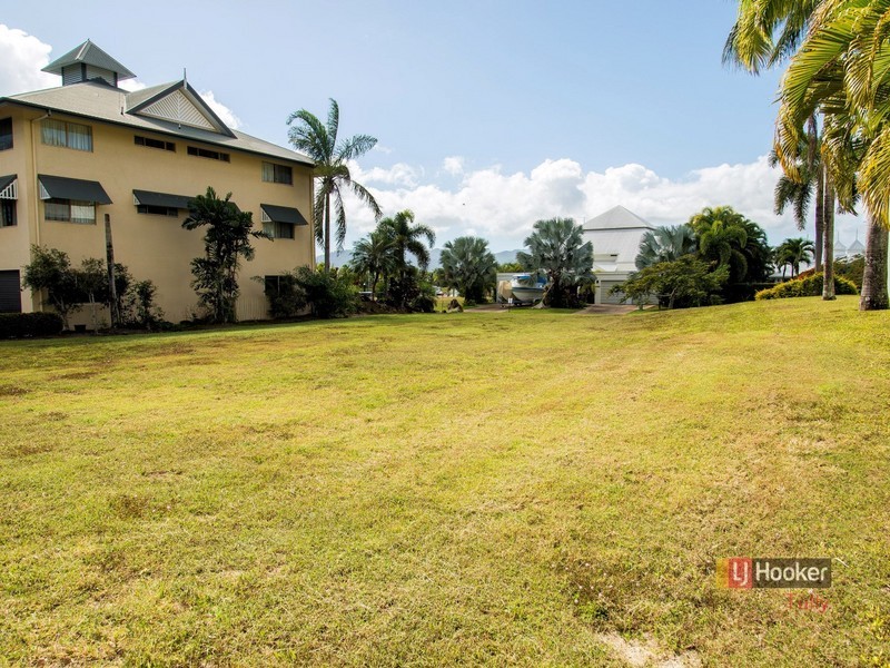 18 Poinciana Boulevard, Cardwell QLD 4849