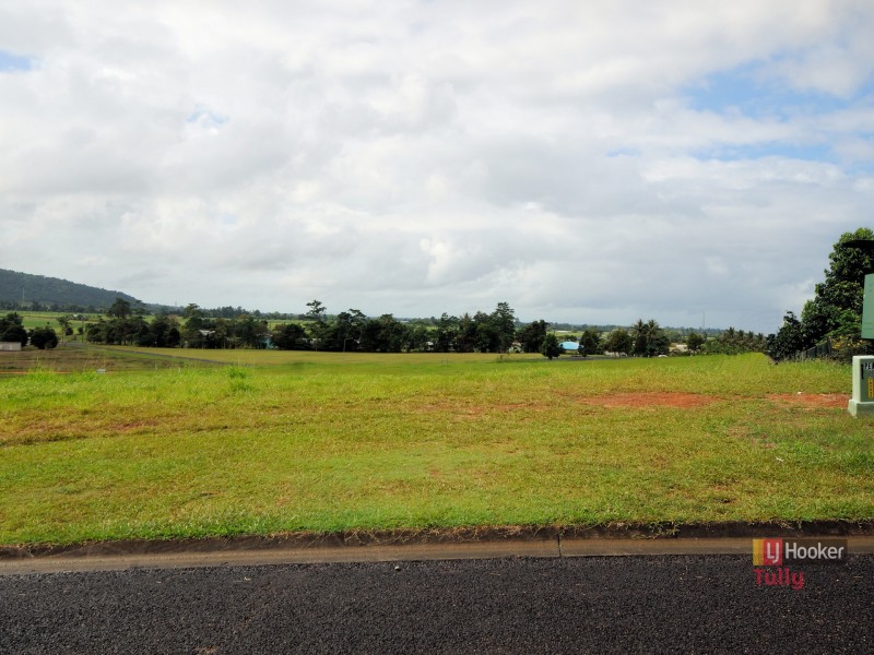 26 Pease Street, Tully QLD 4854