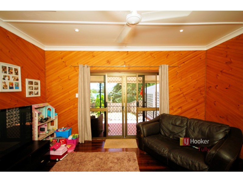 42 McQuillen Street, Tully QLD 4854