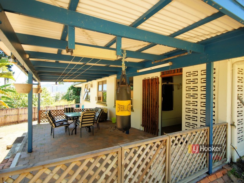42 McQuillen Street, Tully QLD 4854