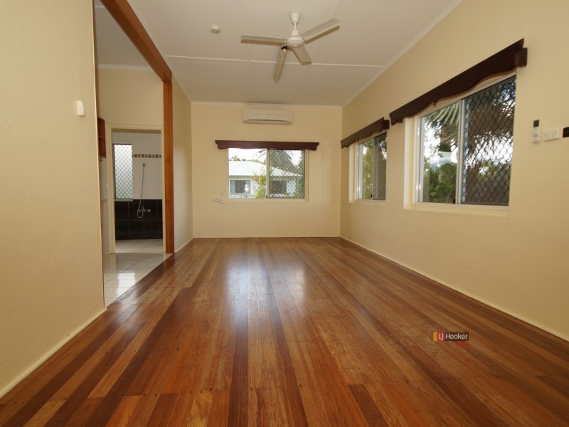 2 McQuillen Street, Tully QLD 4854