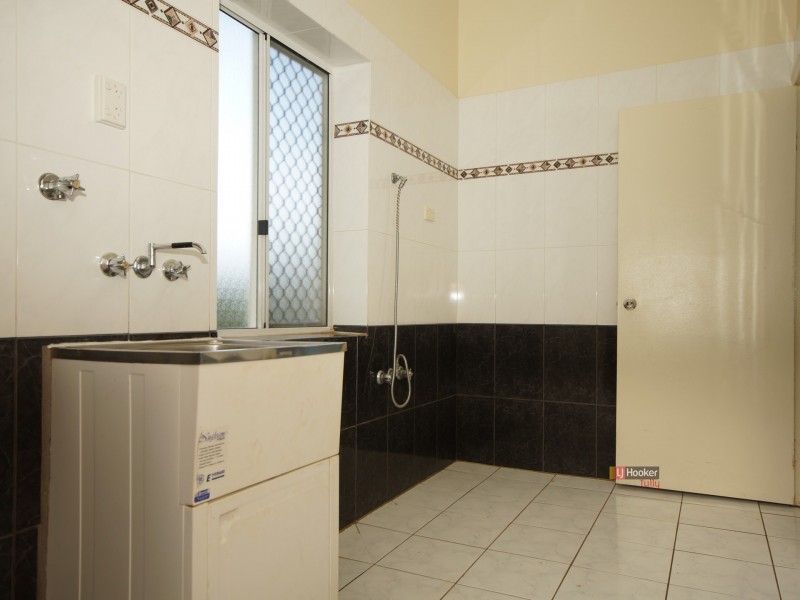 2 McQuillen Street, Tully QLD 4854