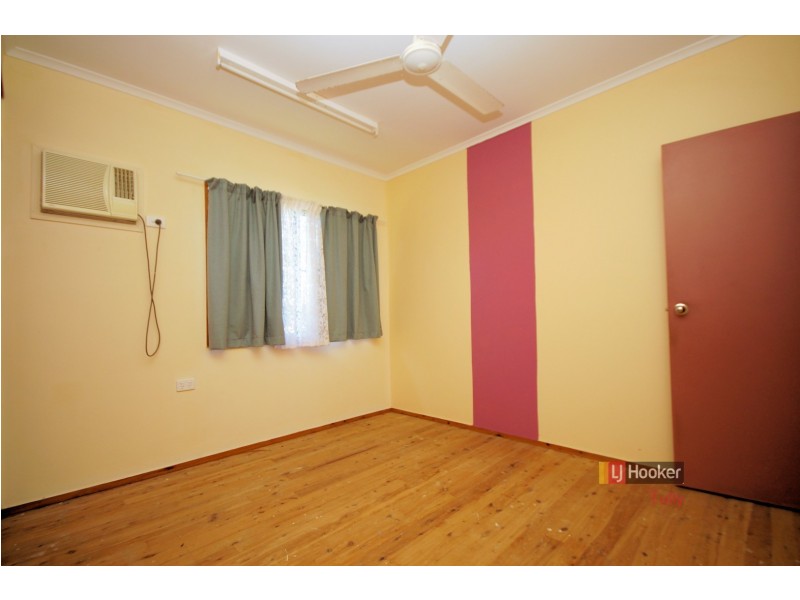 7 Dore Street, Tully QLD 4854