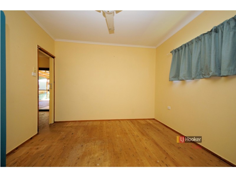 7 Dore Street, Tully QLD 4854