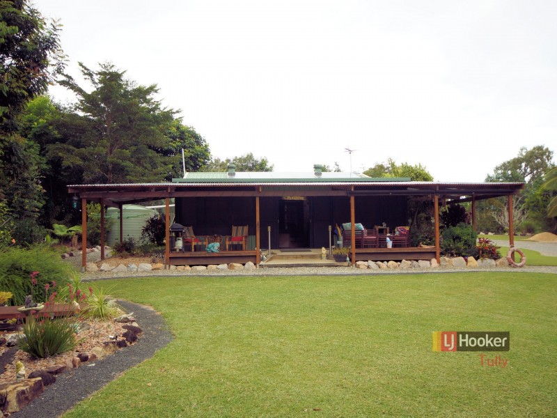 19 Hull Heads Road, Hull Heads QLD 4854