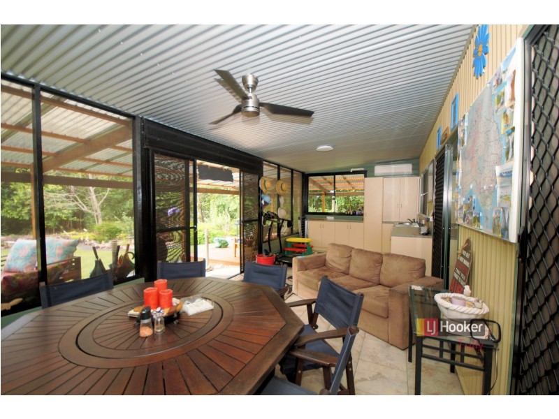 19 Hull Heads Road, Hull Heads QLD 4854