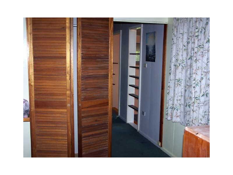 87 Taylor Street, Tully Heads QLD 4854