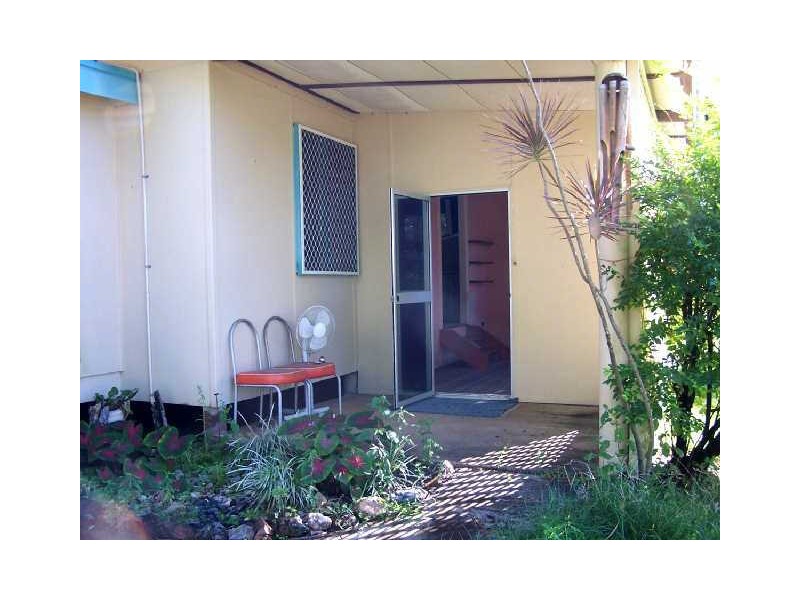 87 Taylor Street, Tully Heads QLD 4854